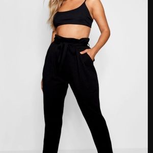 NEVER WORN Boohoo Paperpag Pants